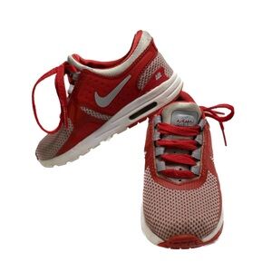 Nike Air red & grey size 8C